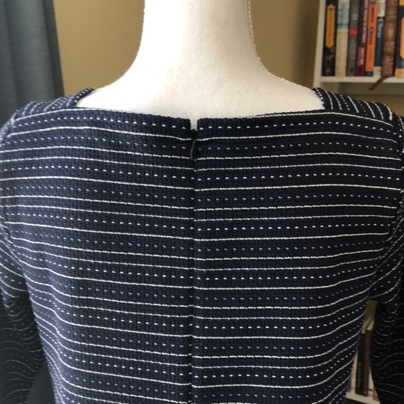 LOFT Shift Dress in Size SP - Picture 6 of 8